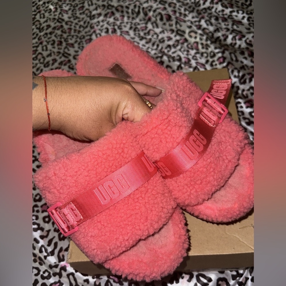 Pink fluffita Uggs